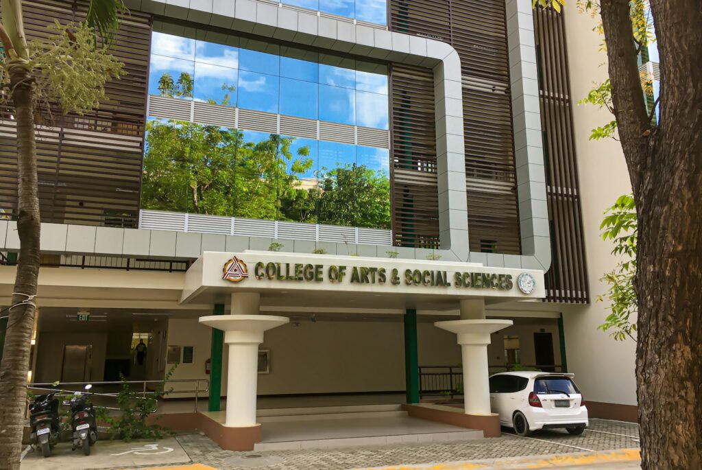 Carreira Acadêmica em Relações Internacionais