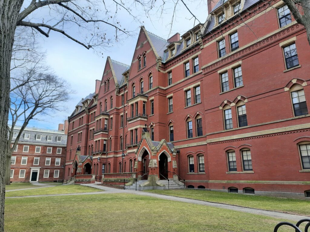 Internacionalização Universitária - Harvard