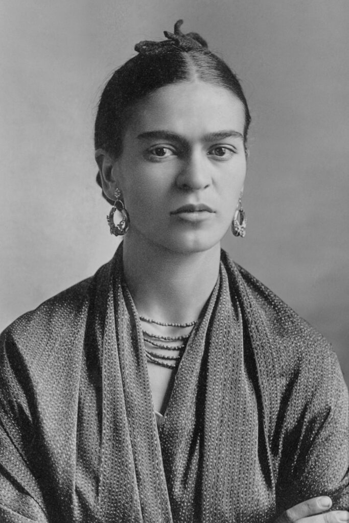 10 Mulheres Feministas que Marcaram a História 10 Frida Kahlo by Guillermo Kahlo